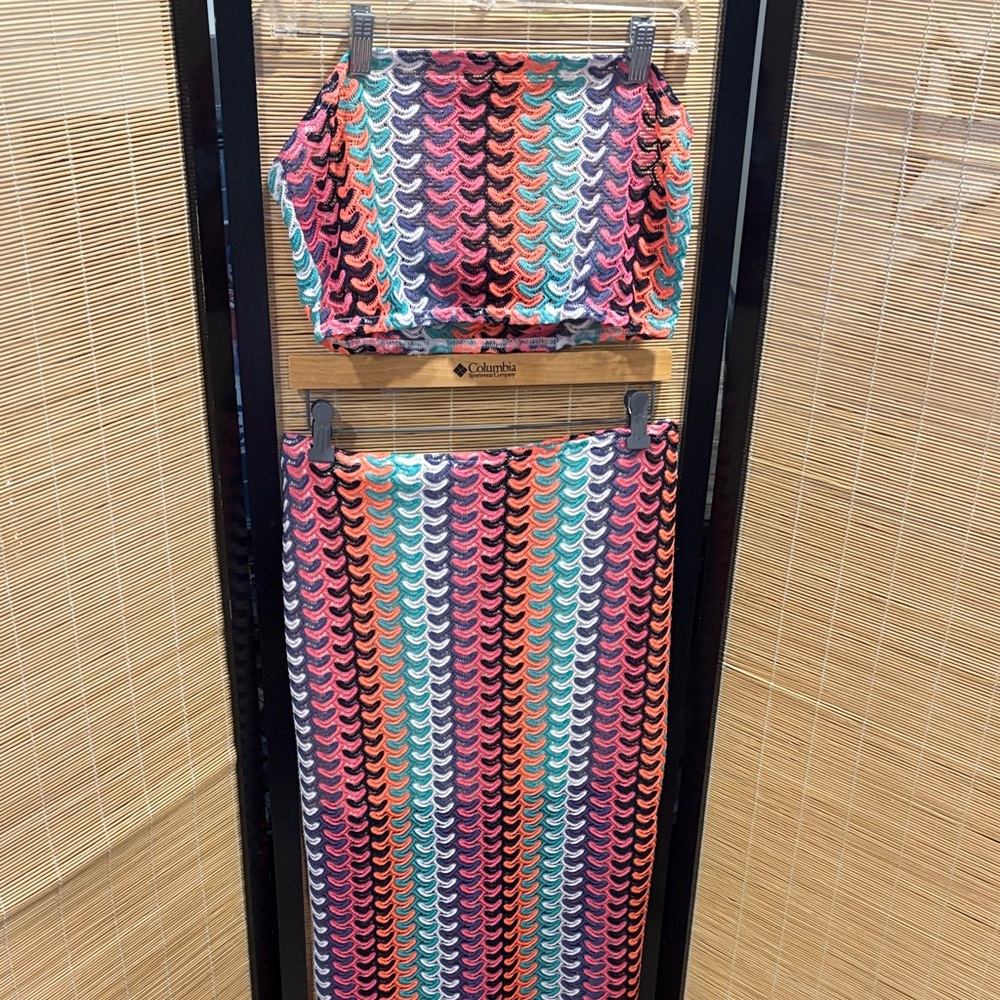 Multicolor Wave-Striped Skirt Set — Coral, Teal, Navy, Black, White - Picture 1 of 5